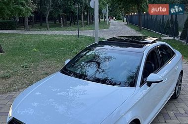 Седан Audi A3 2017 в Кременчуге