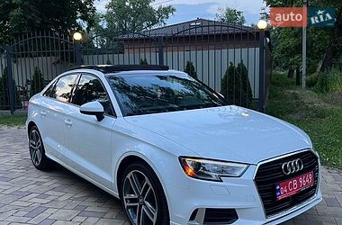 Седан Audi A3 2017 в Кременчуге
