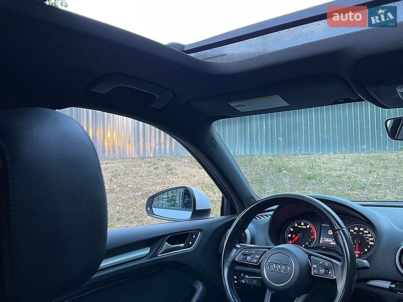 Седан Audi A3 2017 в Кременчуге