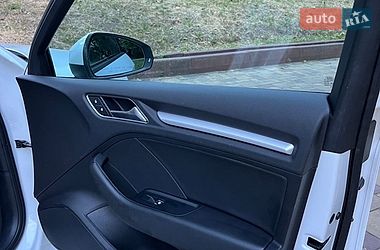 Седан Audi A3 2017 в Кременчуге