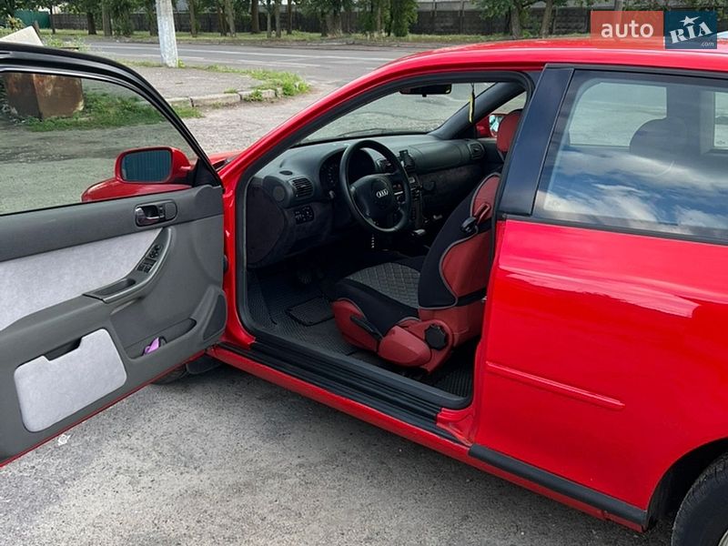 Хетчбек Audi A3 1997 в Черкасах