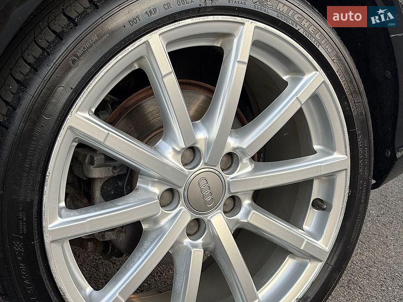 Седан Audi A3 2014 в Киеве