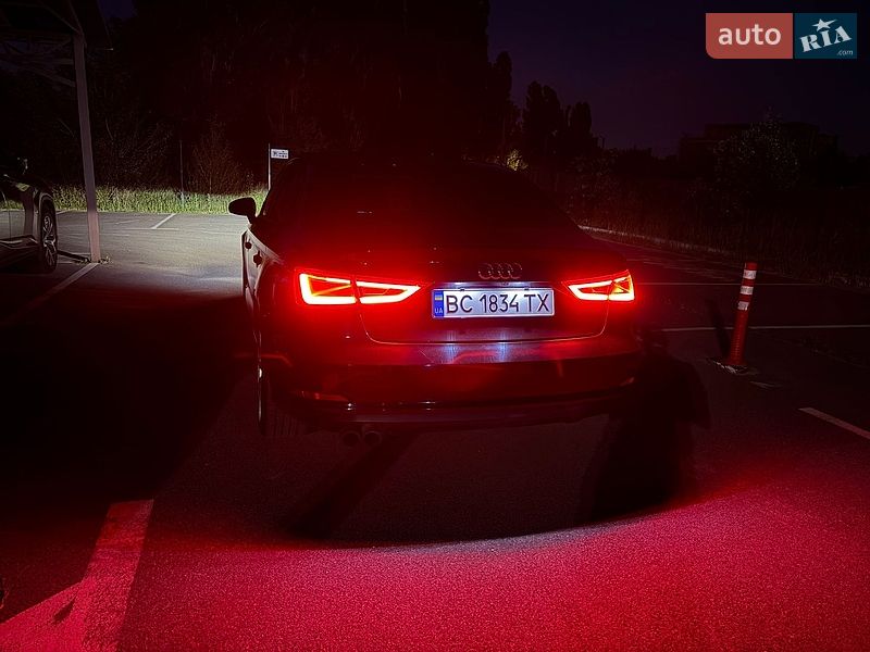 Седан Audi A3 2014 в Киеве