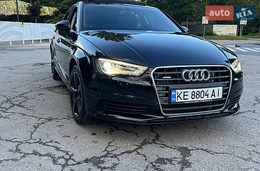 Седан Audi A3 2015 в Киеве