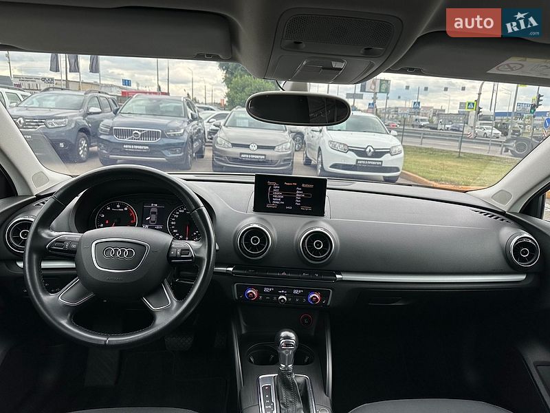 Седан Audi A3 2014 в Киеве