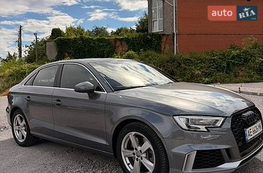 Седан Audi A3 2019 в Днепре