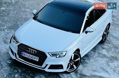 Седан Audi A3 2017 в Львові
