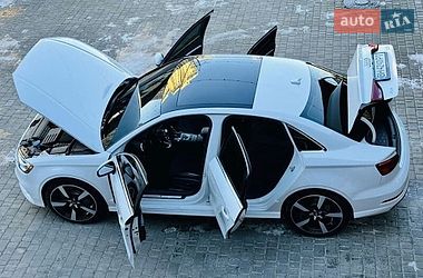 Седан Audi A3 2017 в Львові