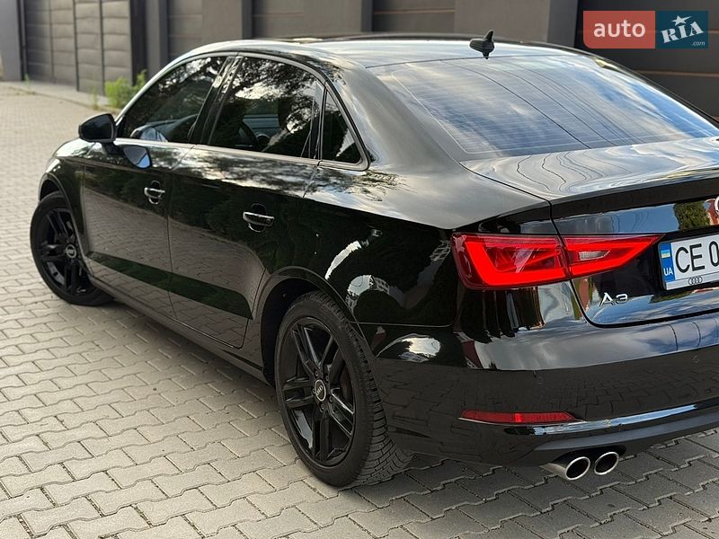Седан Audi A3 2015 в Чернівцях