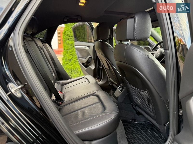 Седан Audi A3 2015 в Чернівцях