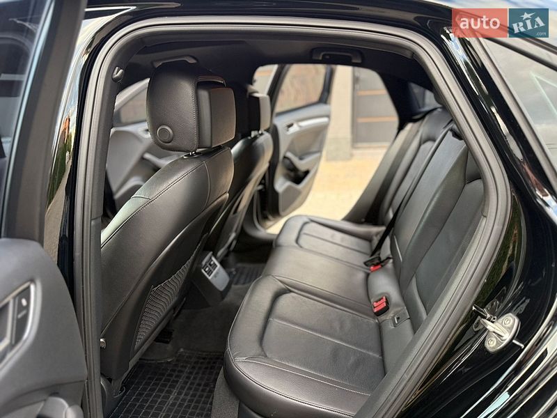 Седан Audi A3 2015 в Чернівцях