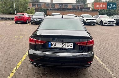 Седан Audi A3 2018 в Киеве