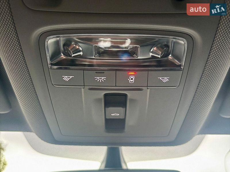 Седан Audi A3 2018 в Киеве