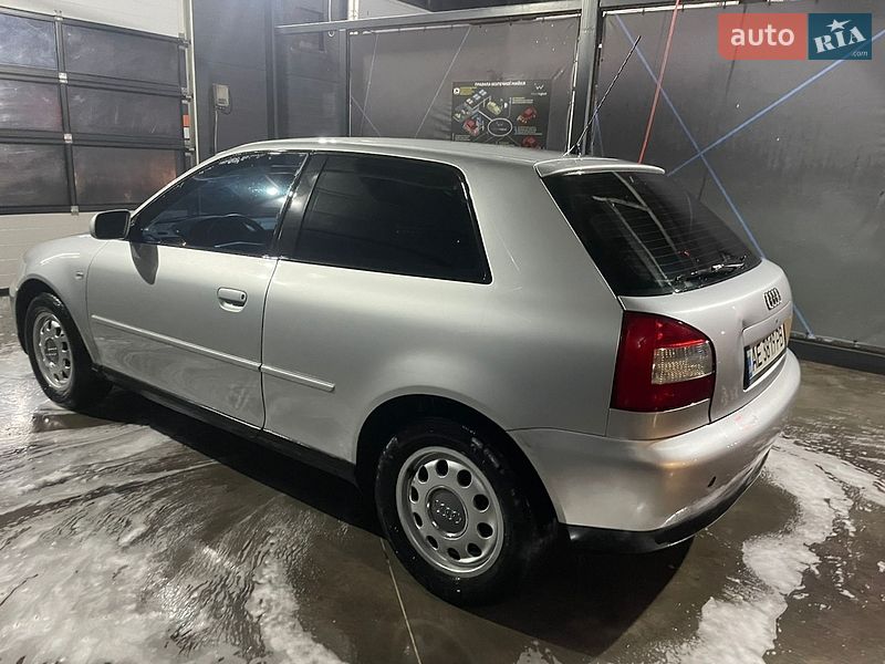 Хэтчбек Audi A3 2002 в Каменском
