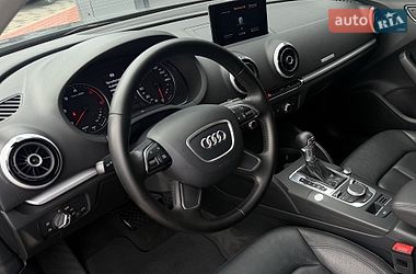 Седан Audi A3 2016 в Мукачево