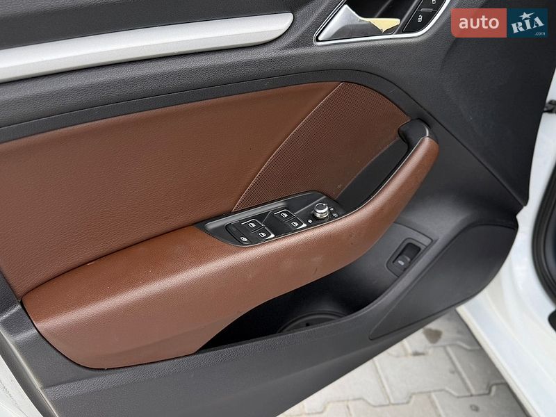 Седан Audi A3 2015 в Хмельницькому