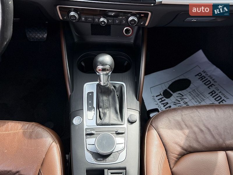 Седан Audi A3 2015 в Хмельницькому