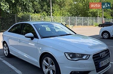 Седан Audi A3 2016 в Одессе