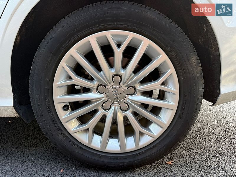 Седан Audi A3 2016 в Києві