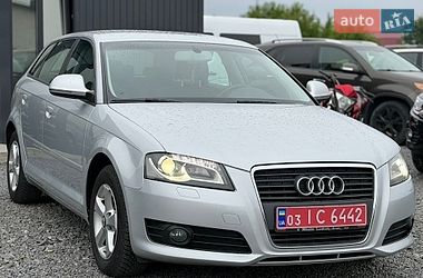 Хетчбек Audi A3 2010 в Старокостянтинові