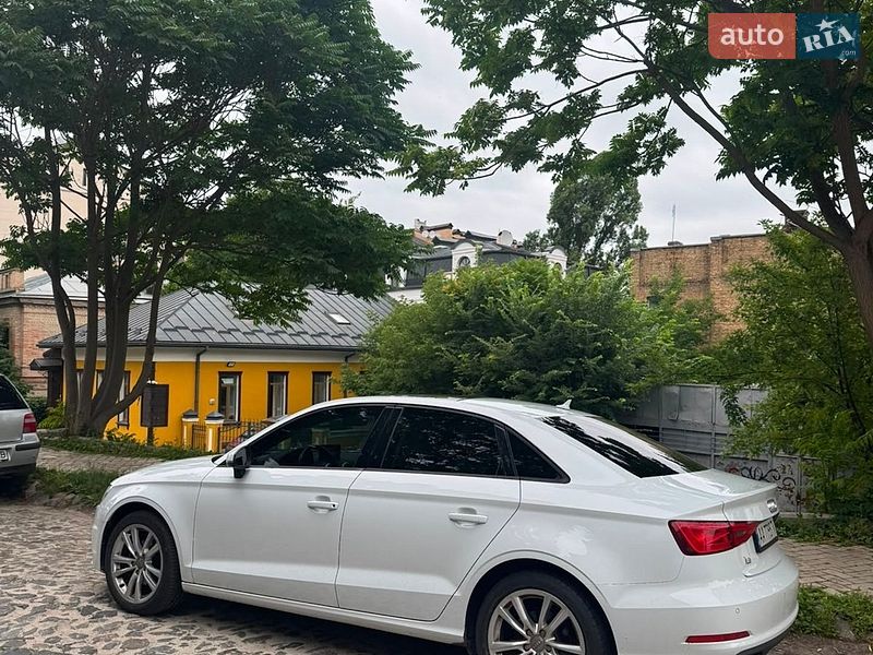 Седан Audi A3 2016 в Києві