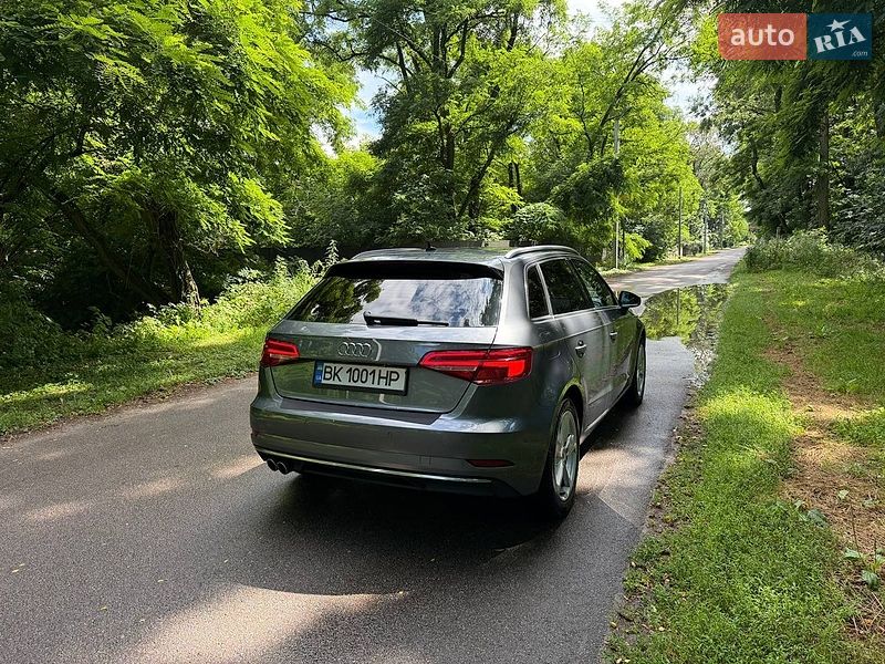 Хэтчбек Audi A3 2019 в Киеве фото 11 Хэтчбек Audi A3 2019 в Киеве