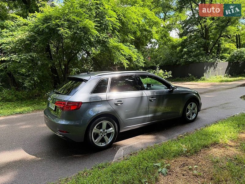 Хэтчбек Audi A3 2019 в Киеве фото 13 Хэтчбек Audi A3 2019 в Киеве