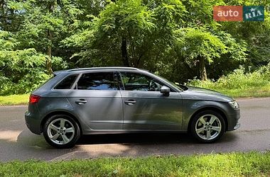 Хэтчбек Audi A3 2019 в Киеве фото 14 Хэтчбек Audi A3 2019 в Киеве