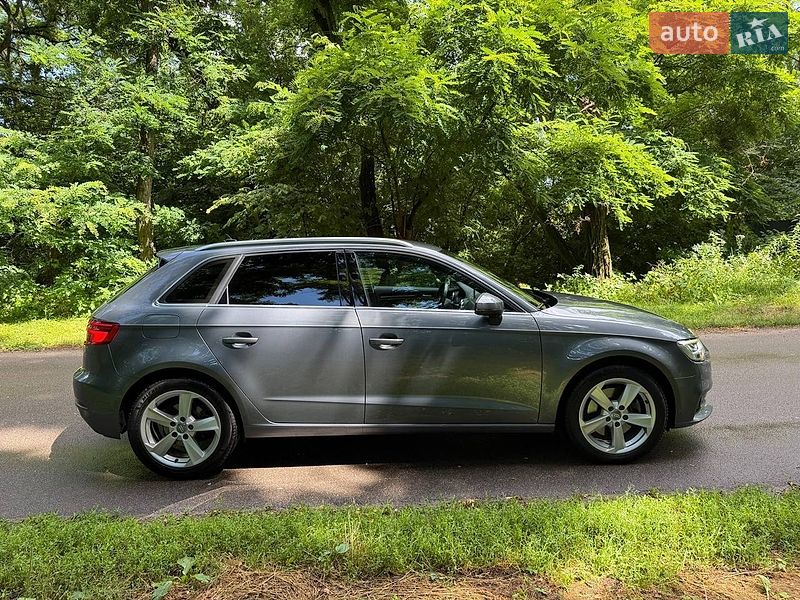 Хэтчбек Audi A3 2019 в Киеве фото 14 Хэтчбек Audi A3 2019 в Киеве