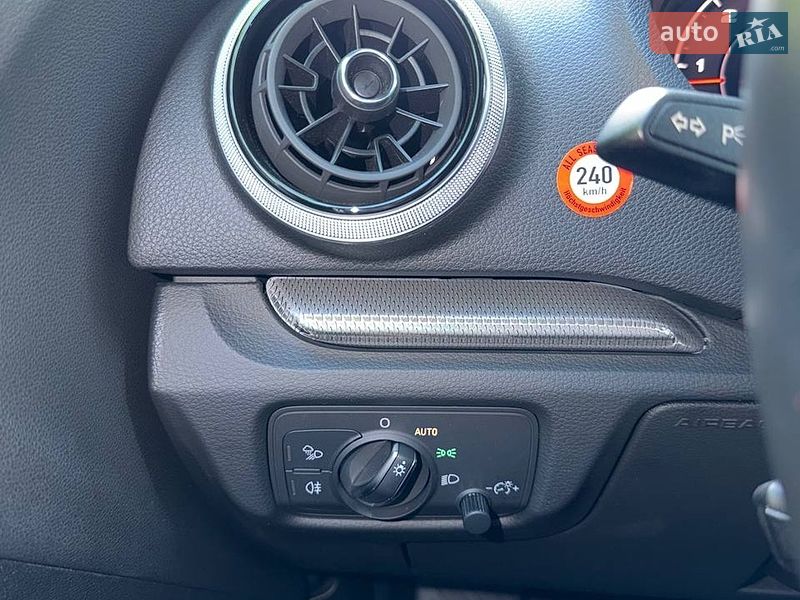 Хэтчбек Audi A3 2019 в Киеве фото 21 Хэтчбек Audi A3 2019 в Киеве