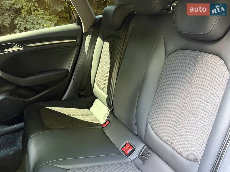 Хэтчбек Audi A3 2019 в Киеве фото 33 Хэтчбек Audi A3 2019 в Киеве