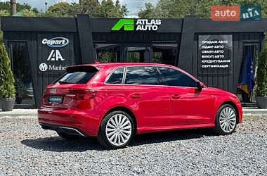 Хетчбек Audi A3 2016 в Львові