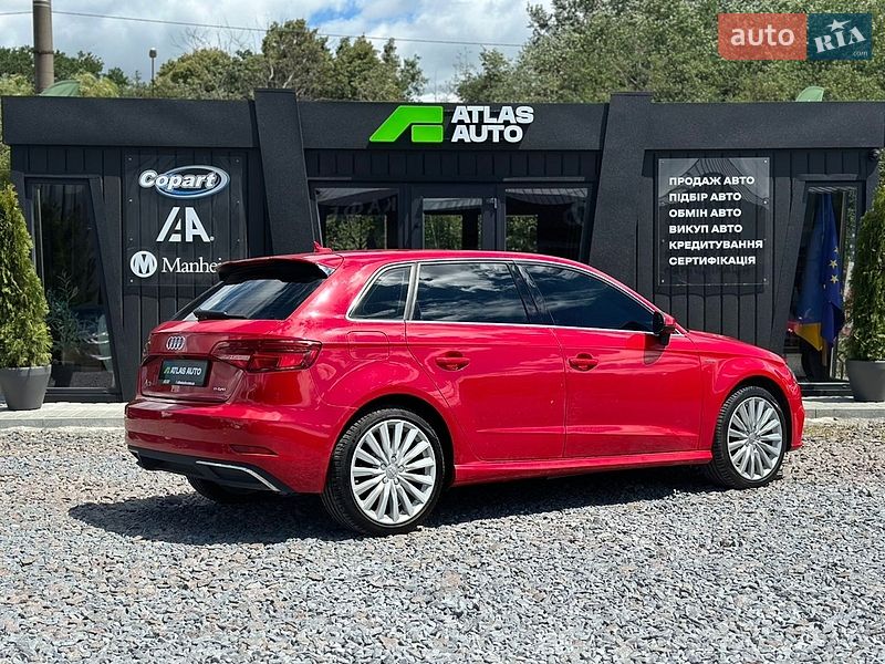Хетчбек Audi A3 2016 в Львові