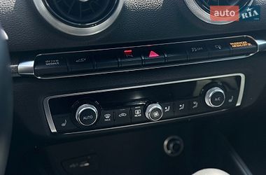Хетчбек Audi A3 2016 в Львові