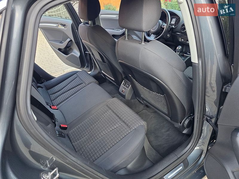Седан Audi A3 2013 в Одессе