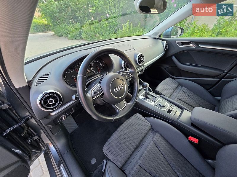 Седан Audi A3 2013 в Одесі