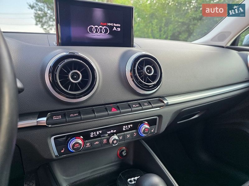 Седан Audi A3 2013 в Одессе