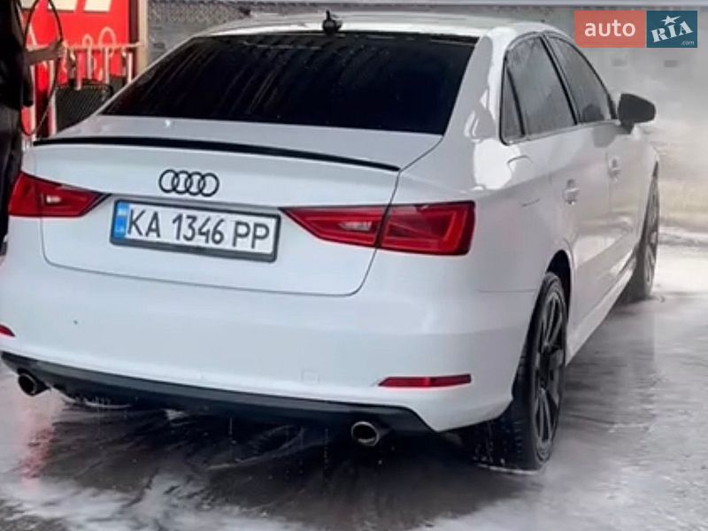 Седан Audi A3 2014 в Киеве