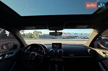 Седан Audi A3 2018 в Киеве