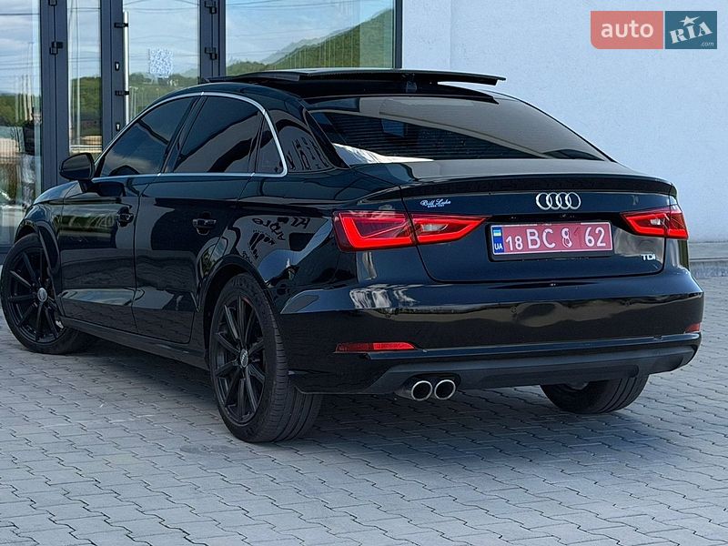 Седан Audi A3 2016 в Хусте