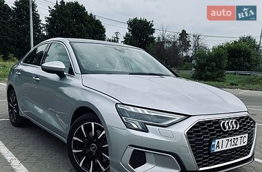 Седан Audi A3 2024 в Киеве фото Седан Audi A3 2024 в Киеве