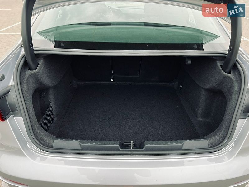 Седан Audi A3 2024 в Киеве фото 21 Седан Audi A3 2024 в Киеве