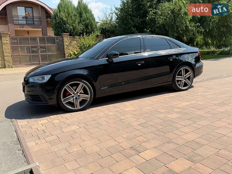 Седан Audi A3 2016 в Києві фото 10 Седан Audi A3 2016 в Києві