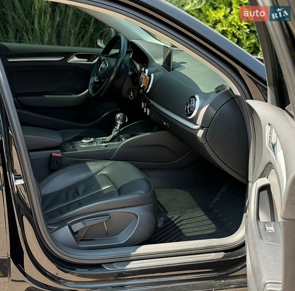 Седан Audi A3 2016 в Києві фото 20 Седан Audi A3 2016 в Києві