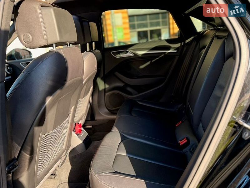 Седан Audi A3 2016 в Києві