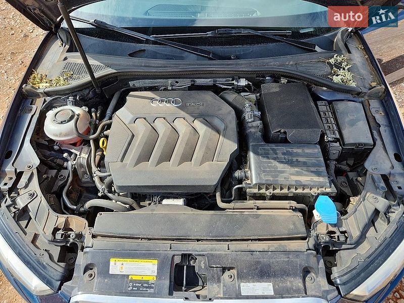 Седан Audi A3 2017 в Киеве