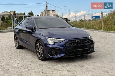 Седан Audi A3 2022 в Львове