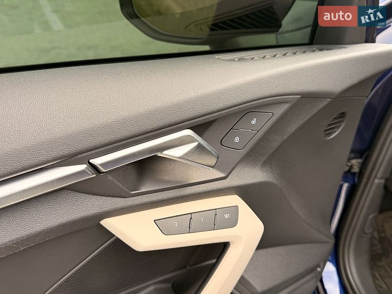 Седан Audi A3 2022 в Львові