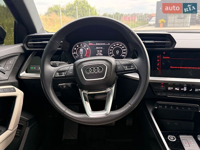 Седан Audi A3 2022 в Львові