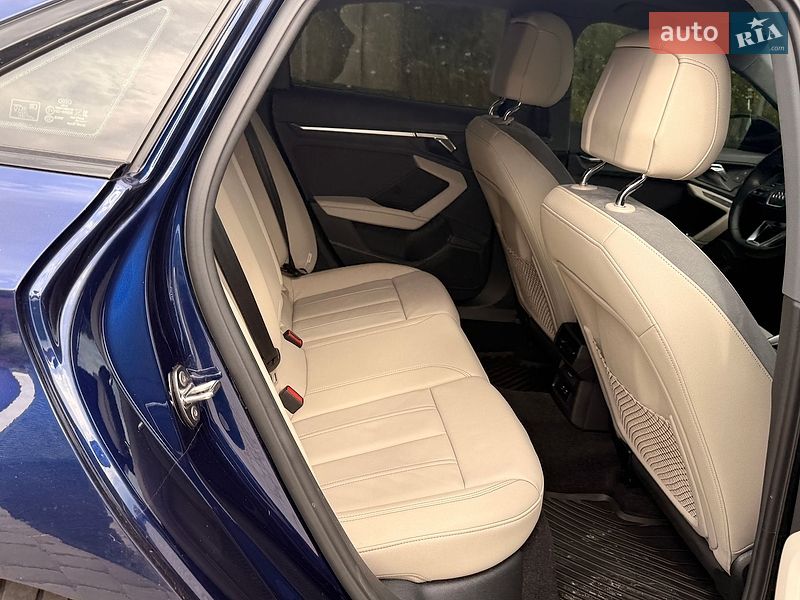 Седан Audi A3 2022 в Львові